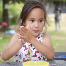 Portrait of a little girl in Moerwijk, The Hague